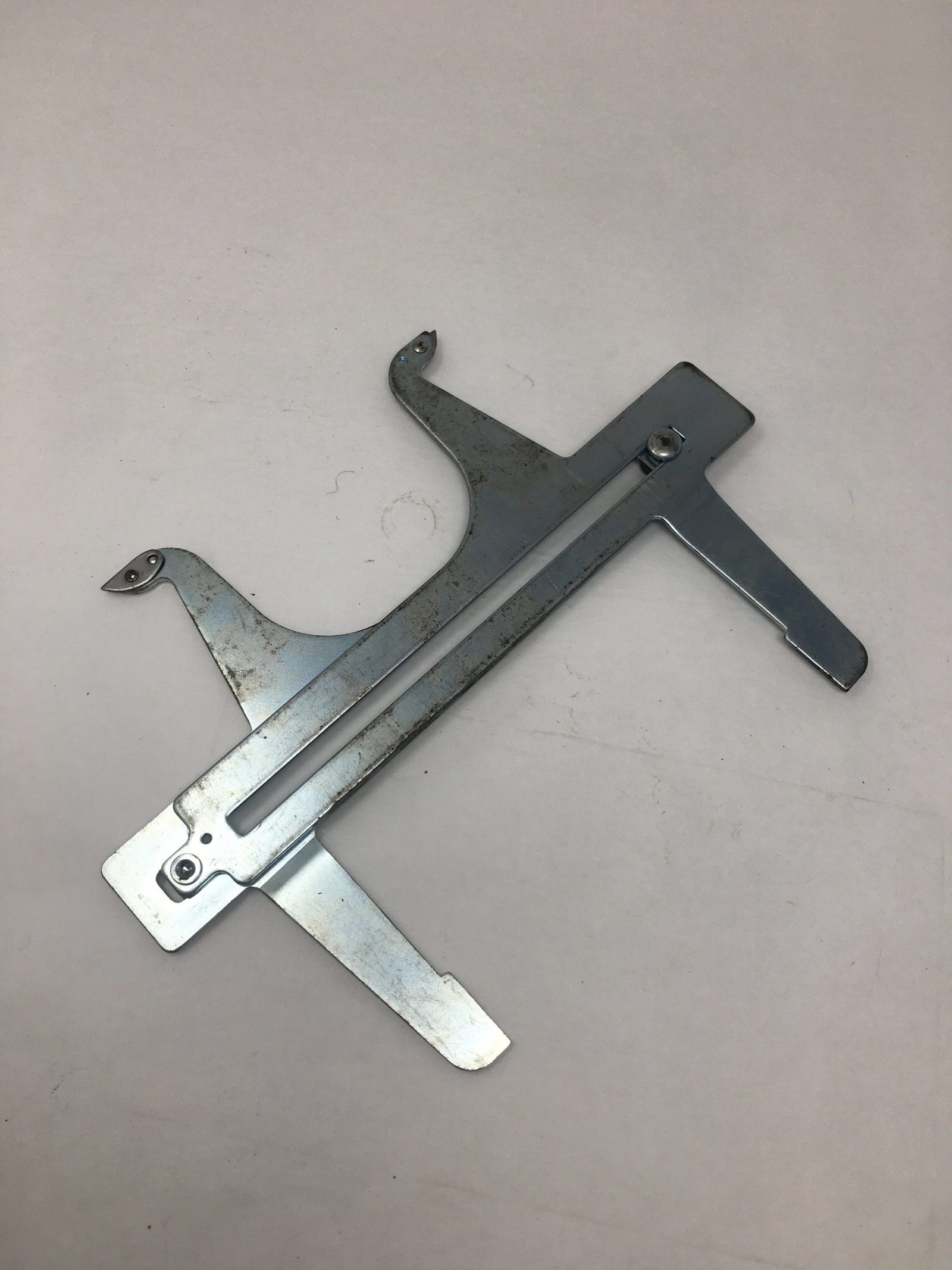 GEARWRENCH 3377 Brake Resetting Gauge - Tool For Setting Brake Shoe Clearance On Drum Brakes