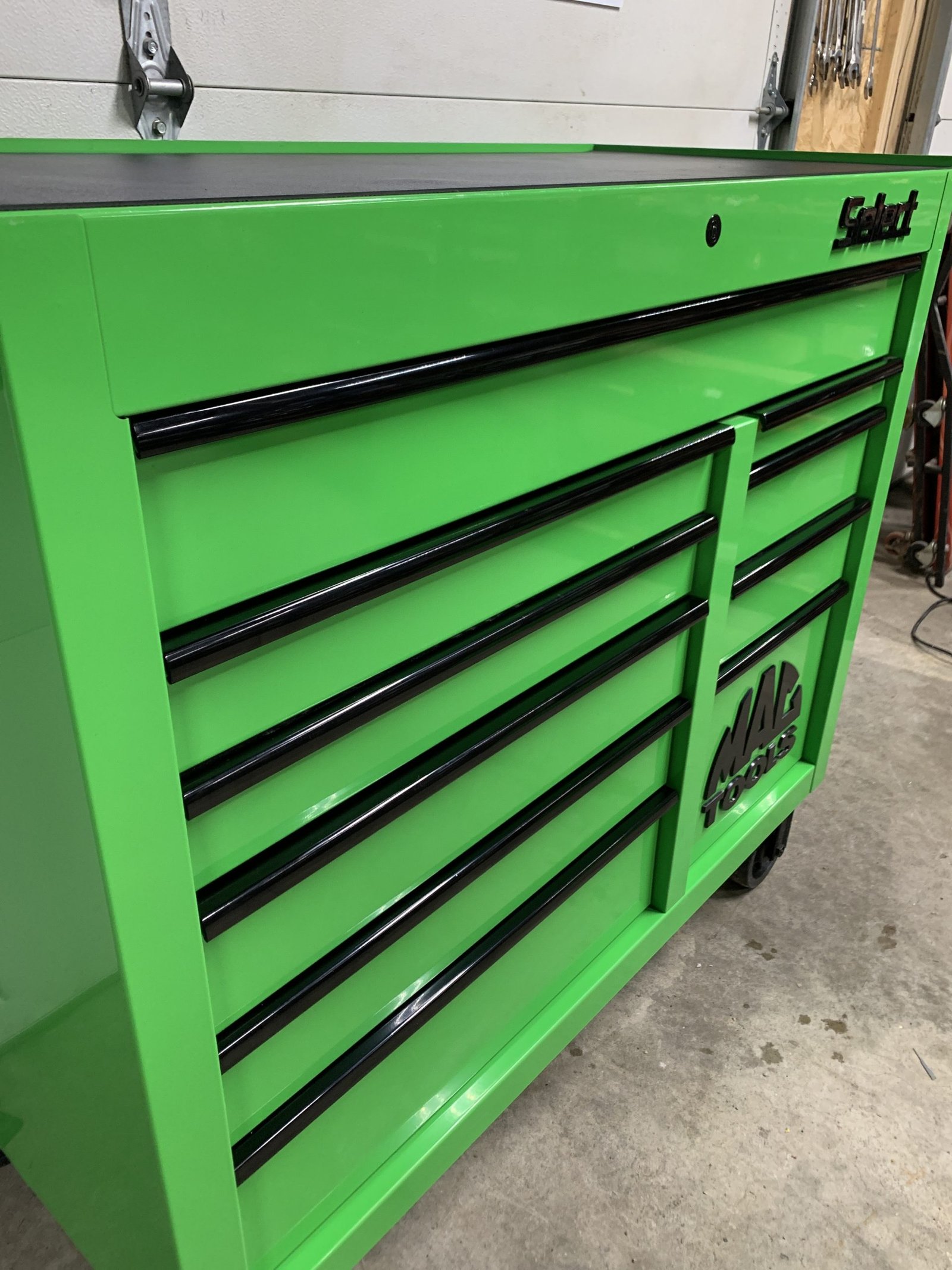 MAC - MB4890A-LG - KB Tools